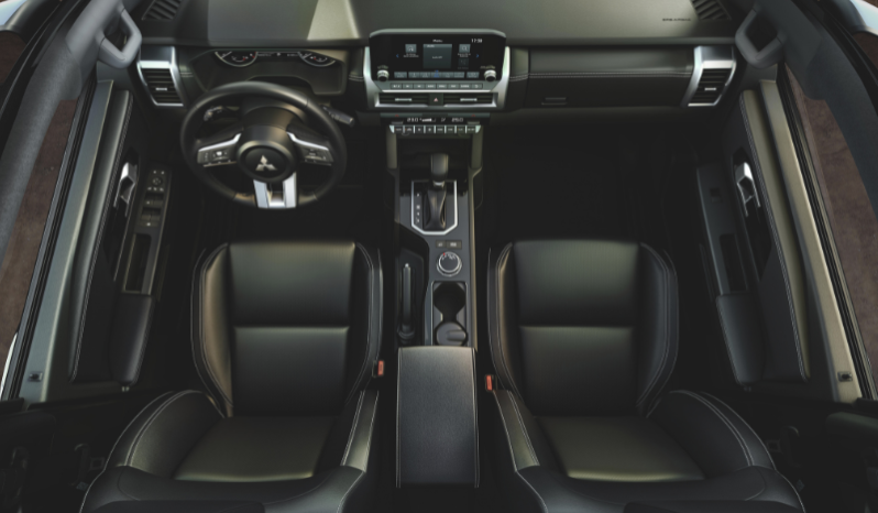 
								Mitsubishi L200 Triton DC full									