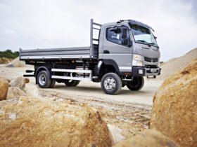 Fuso Canter FE84