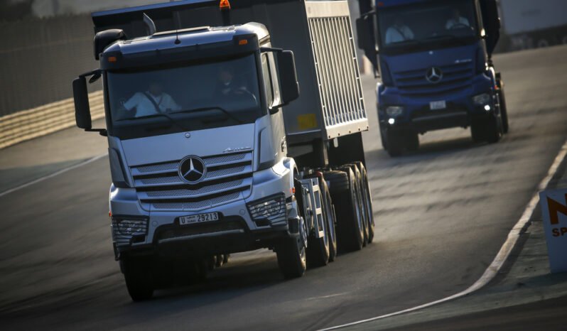 
								Mercedes Actros 3342 S full									