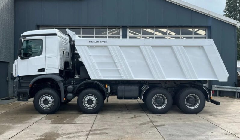 
								Mercedes Arocs 4140 K 8×4 full									