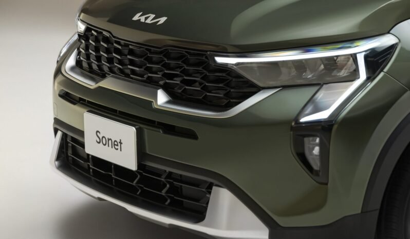 
								Kia Sonet full									
