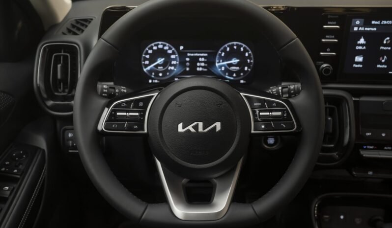 
								Kia Sonet full									
