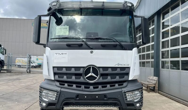 
								Mercedes Arocs 3340 full									